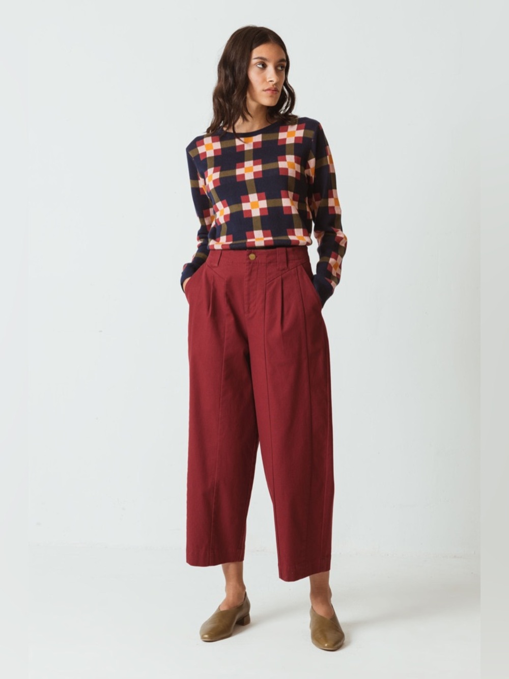 New w/tags SKFK burgundy Niobe organic cotton trouser pants in burgundy Size 6